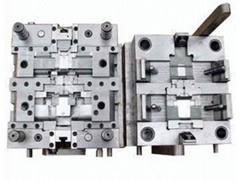 伊犁精密塑料模-07